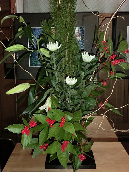 玄関の正月用のお花&#10047;